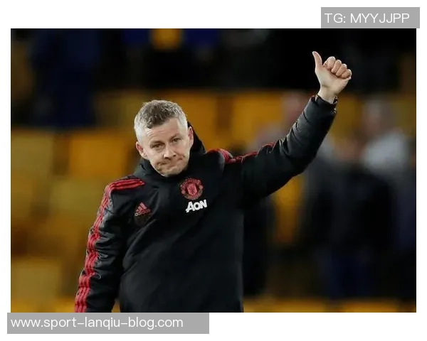 曼联高层今日与索尔斯克亚及卡里克进行重要面谈分析球队未来发展方向