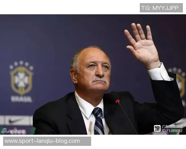 巴西媒体评选21世纪最佳教练费雷拉领衔斯科拉里紧随其后